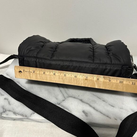 LeSpotsac Black Quilted Handbag crossbody rare - Picture 8 of 13